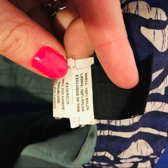 Vintage Patagonia Purple Board Shorts Size 32 - Picture 5 of 5